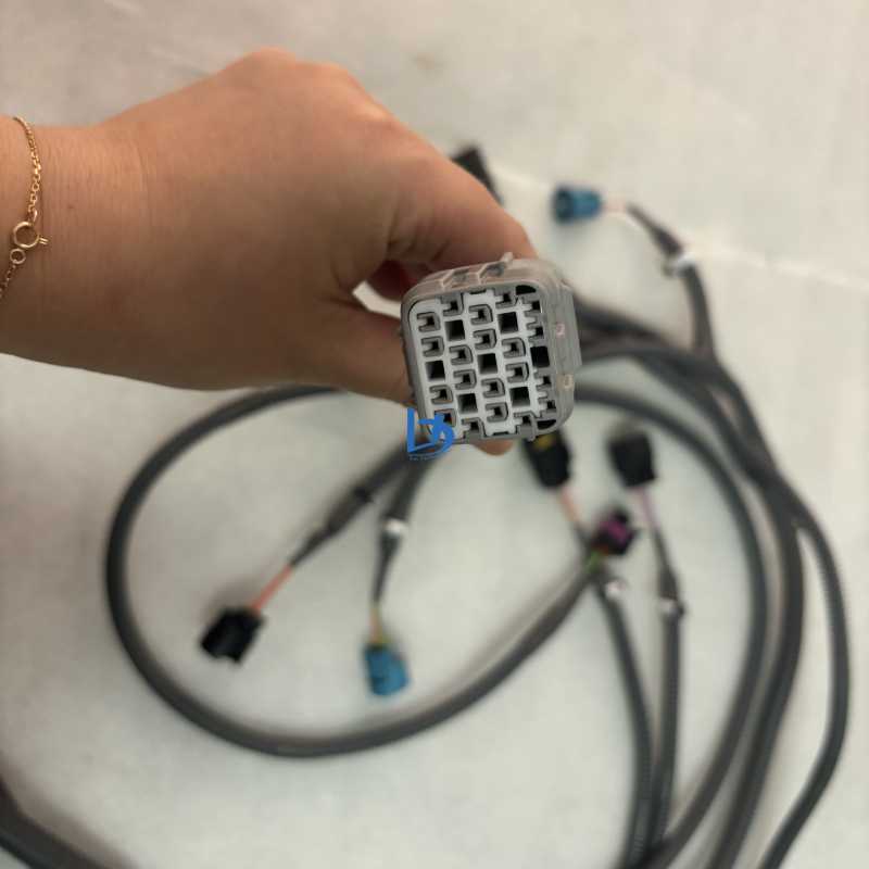 High quality excavator 200-3 hydraulic pump engine wiring harness